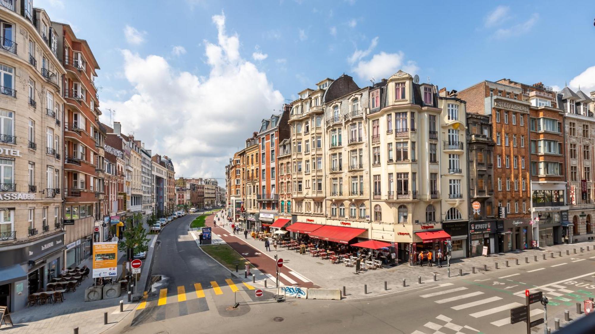 Au Chat Qui Dort Lille - Gare Екстер'єр фото